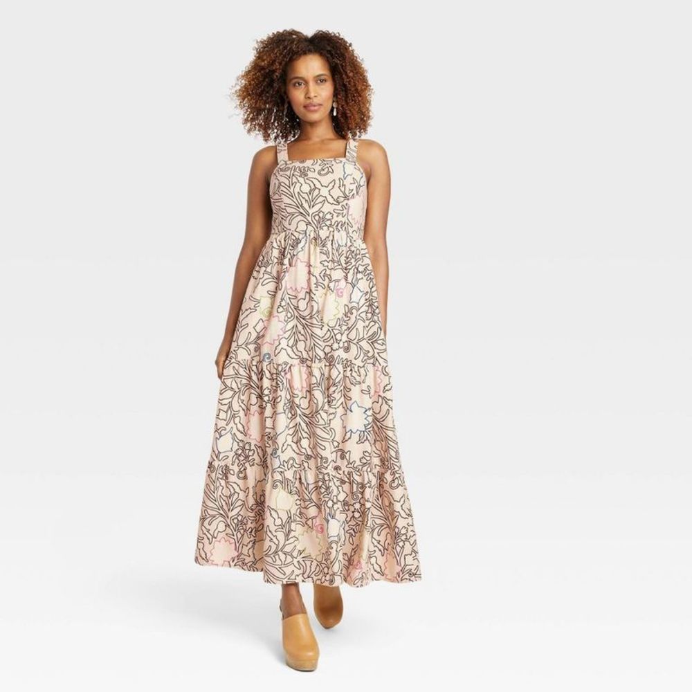 Knox Rose Floral Tiered Maxi Dress in Blush and Black